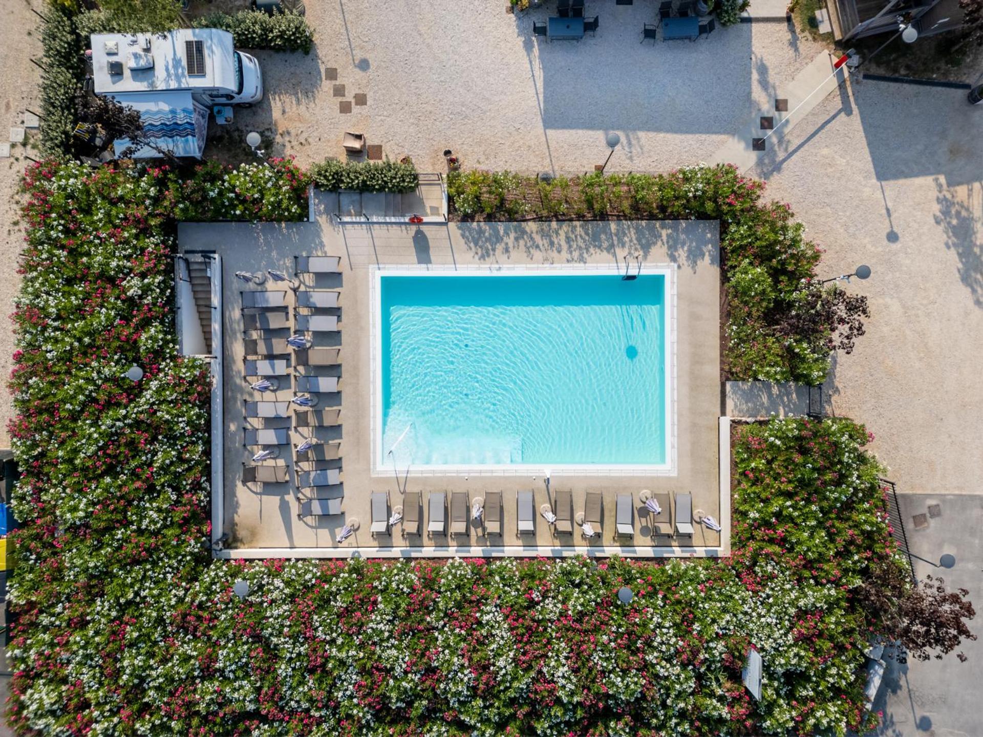 I Campi Wine Relais Hotell Ronchi  Eksteriør bilde